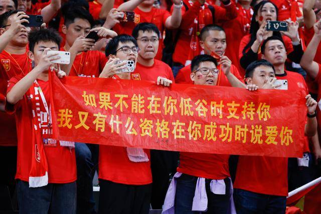 字母46+16雄鹿擒公牛5连胜 快船送奇才14连败